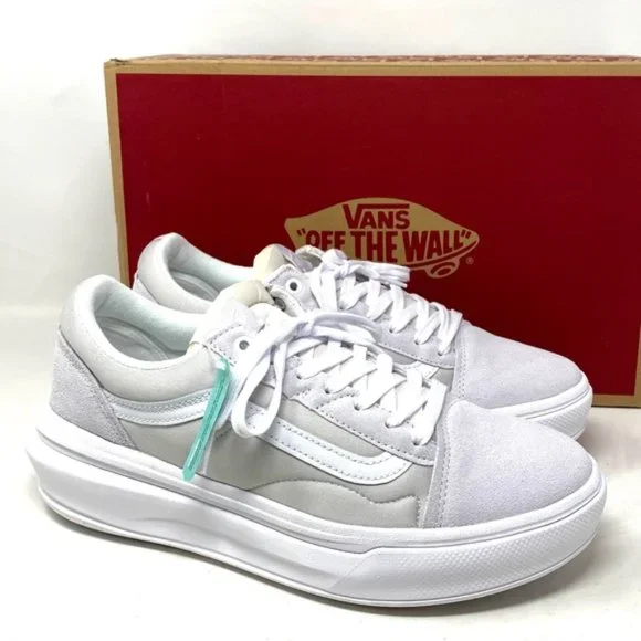 VANS Old Skool Overt CC Platform Shoes White Suede Canvas Men's Low VN0A7Q5ELGX - Picture 1 of 11